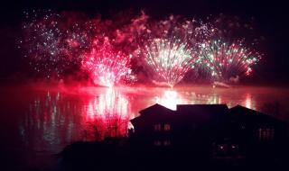 烟花求婚引火灾 烟花求婚引火灾